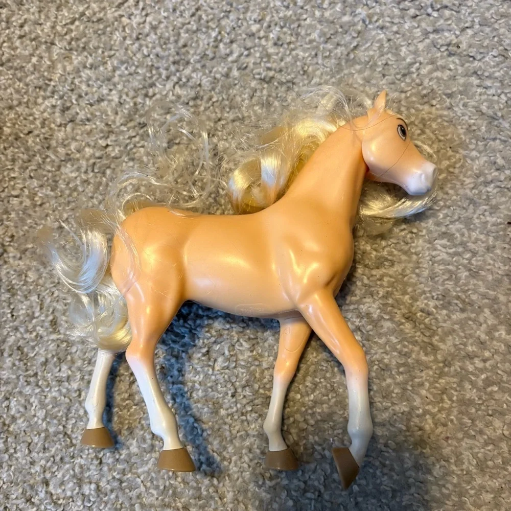 Spirit Horse Bundle Toy Black and Blonde Manes Dreamworks Untamed 2020